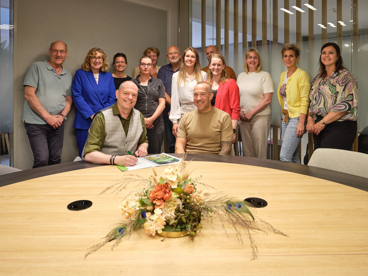 Gemeente Dronten En Bewindvoerders Bekrachtigen Goede Samenwerking Met ...